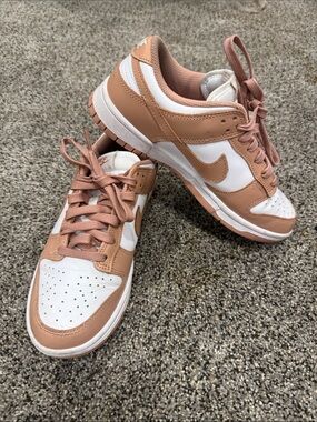 Nike Women’s Low-Top Sneakers in White and Tan Pink